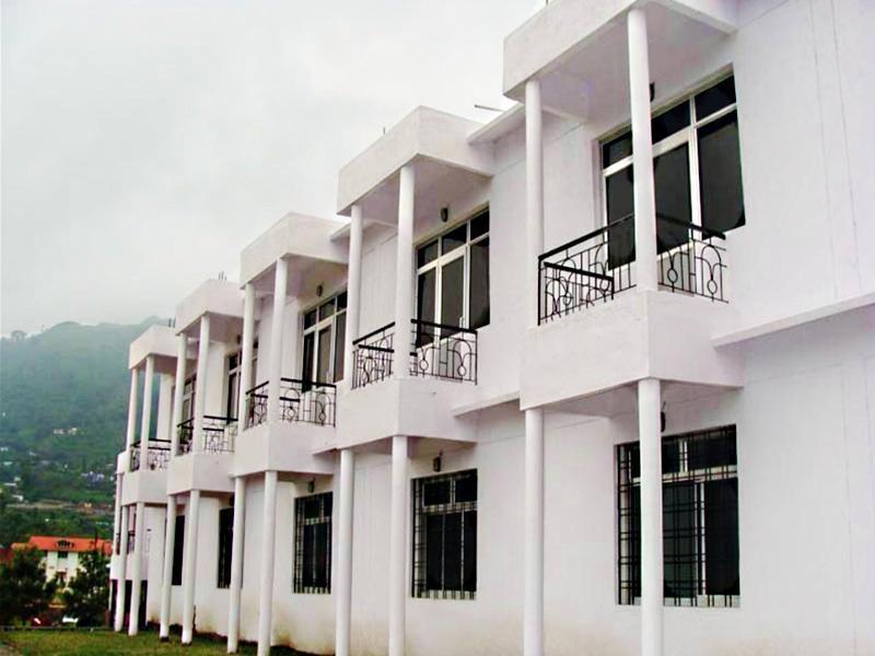 Kanara Hotel Bhimtal Bagian luar foto