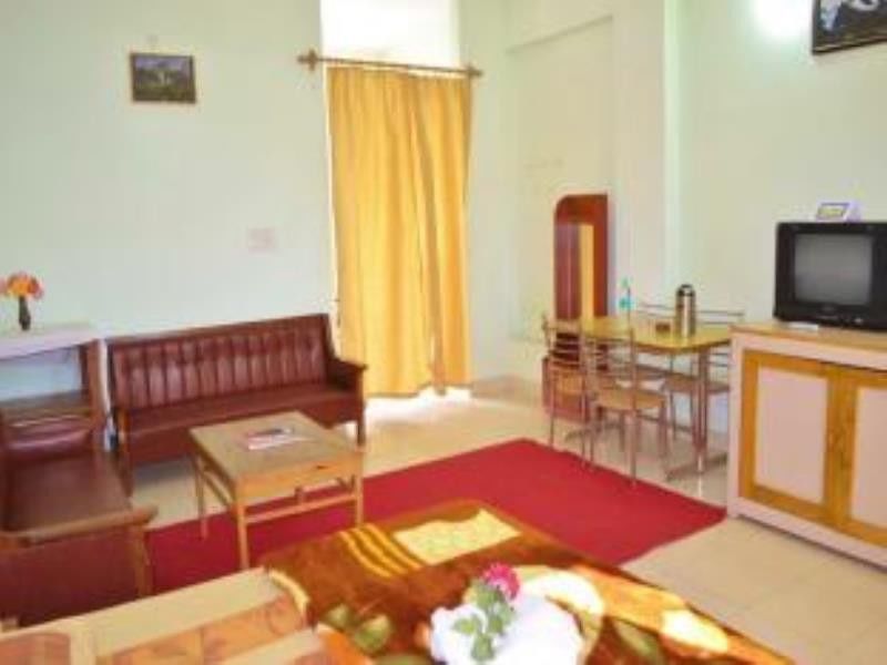 Kanara Hotel Bhimtal Bagian luar foto