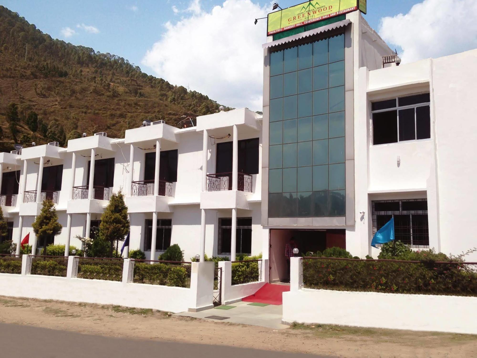 Kanara Hotel Bhimtal Bagian luar foto
